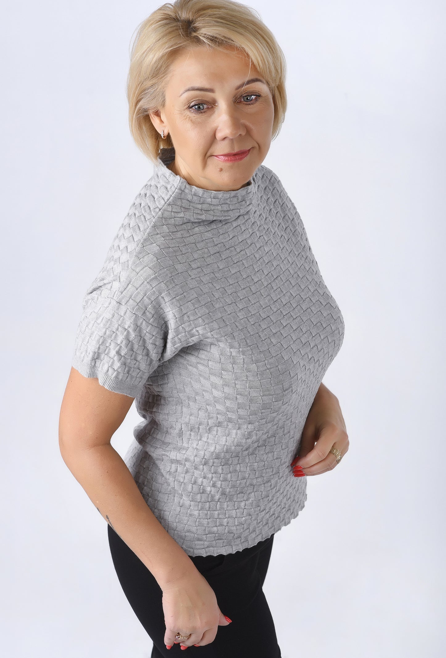 Pilka moteriška palaidinė iš merino vilnos
