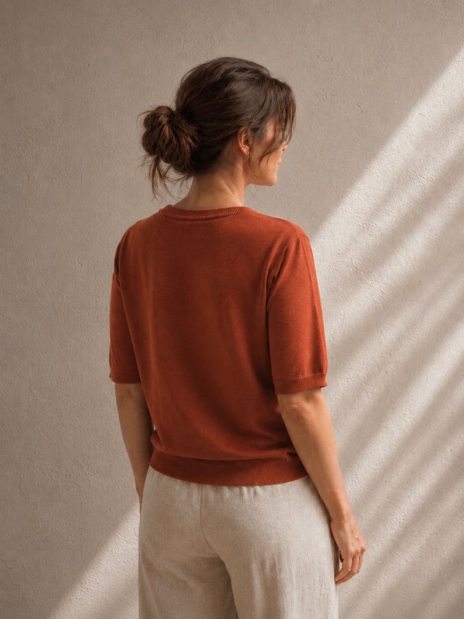 Kaia - moteriška palaidinė iš 100% merino vilnos